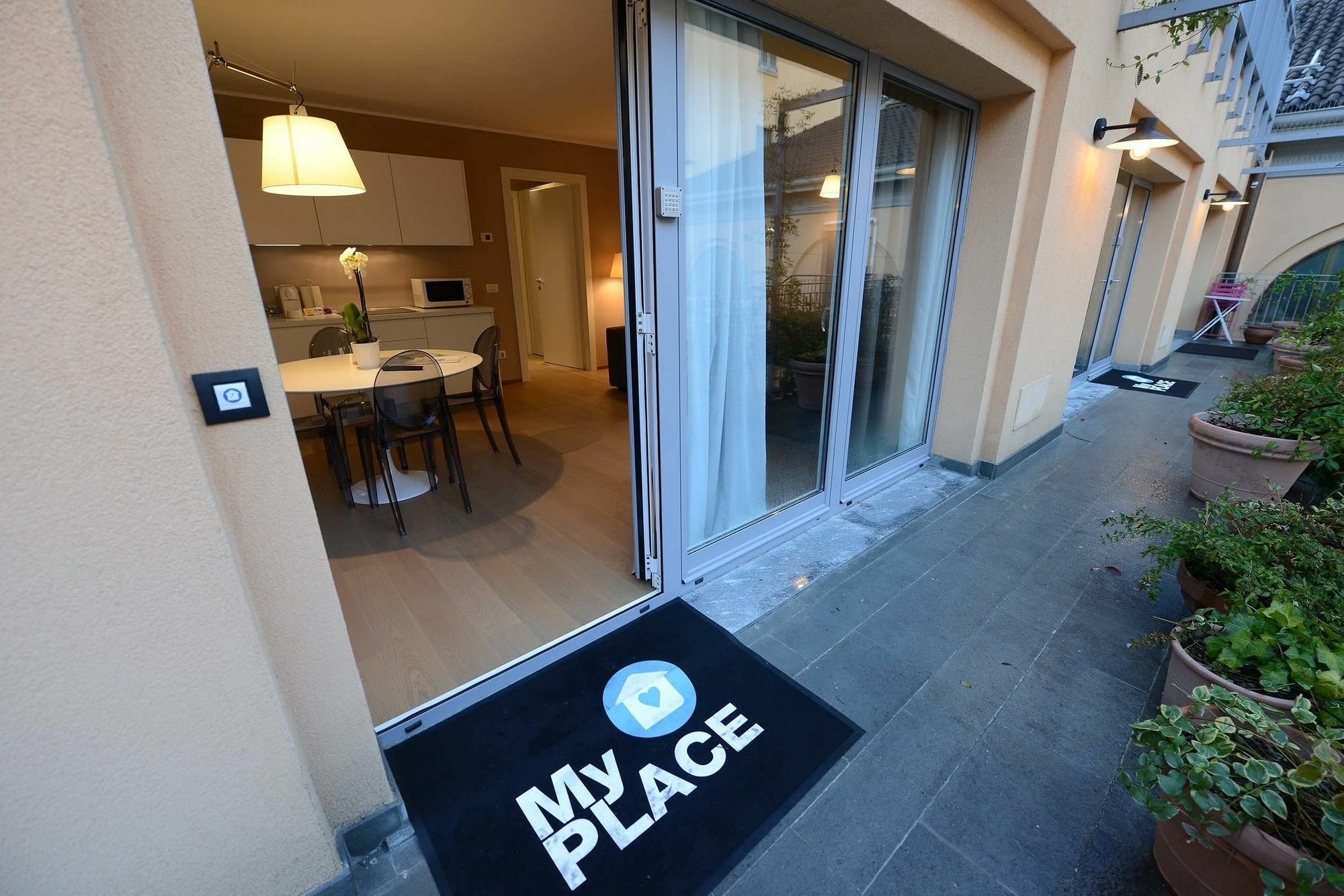 Myplace Corso Como 11 Apartments Milano Ngoại thất bức ảnh