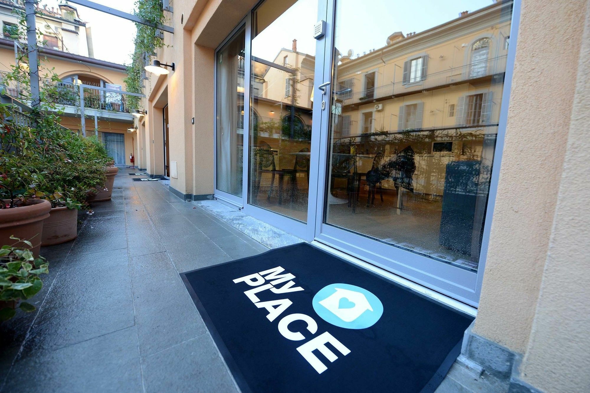 Myplace Corso Como 11 Apartments Milano Ngoại thất bức ảnh
